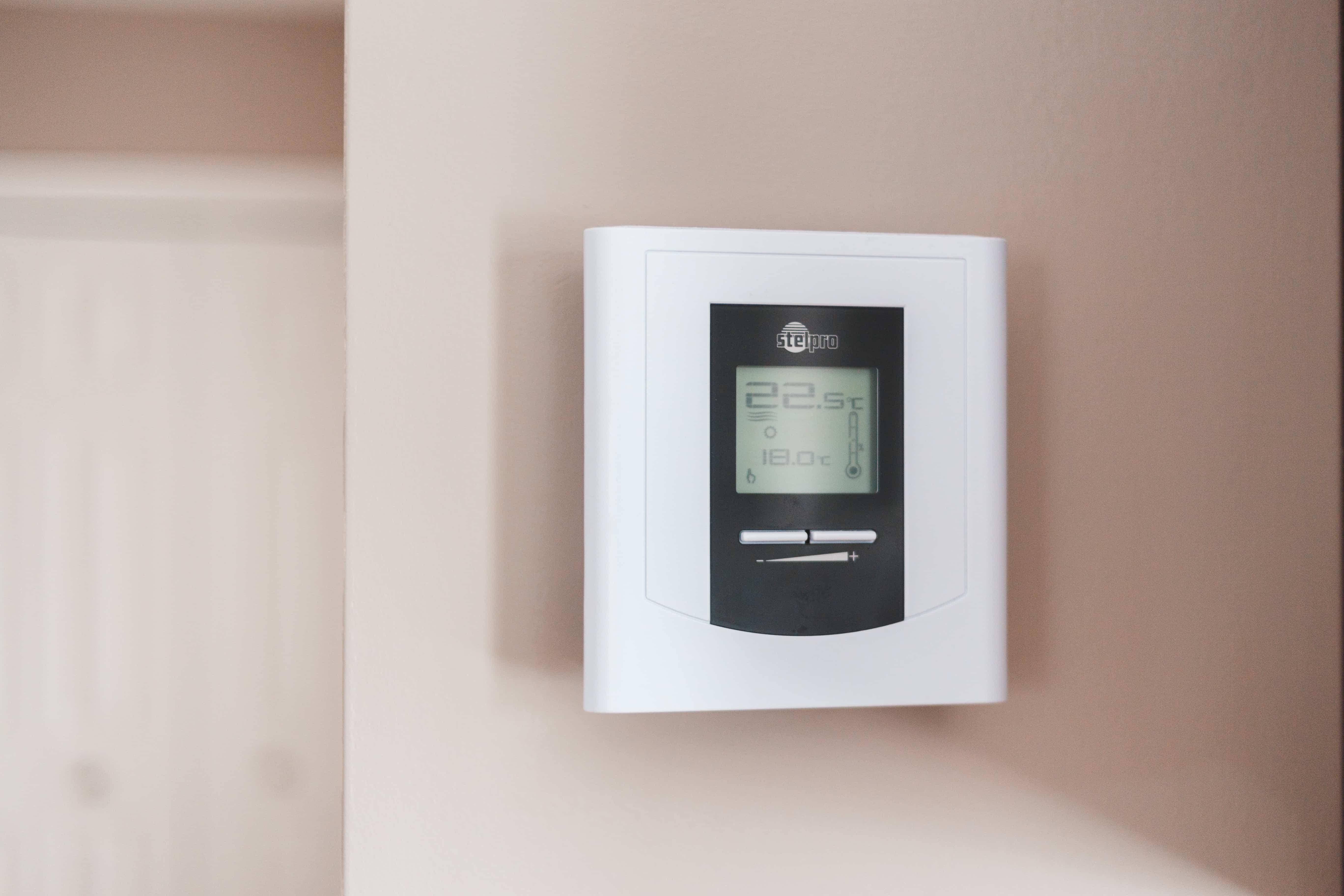 Een slimme thermostaat Een slimme thermostaat